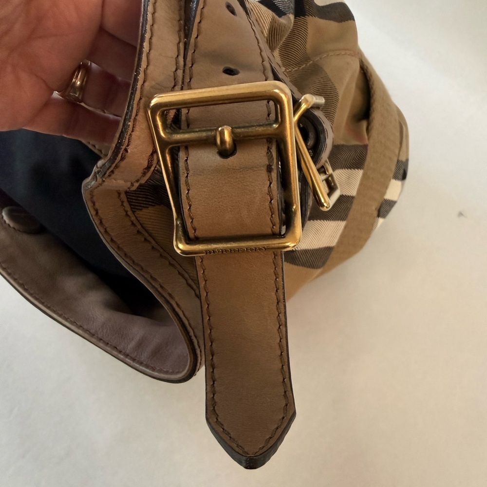 AUTHENTIC Burberry House Check Parsons Hobo Bag - Picture 12 of 13